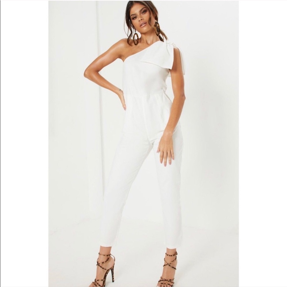 PrettyLittleThing | One Shoulder Jumpsuit - Picture 4 of 6